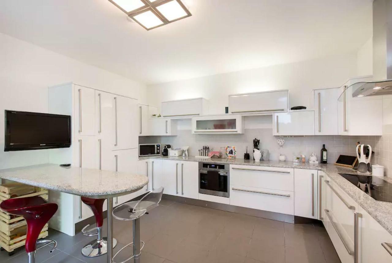 Armonie Del Lago - Lakeview Retreat With Private Garden, Pool & Jacuzzi Baveno Exterior foto