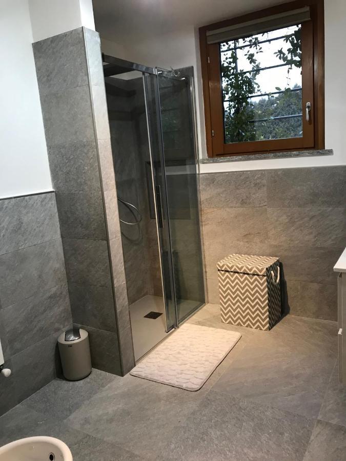 Armonie Del Lago - Lakeview Retreat With Private Garden, Pool & Jacuzzi Baveno Quarto foto